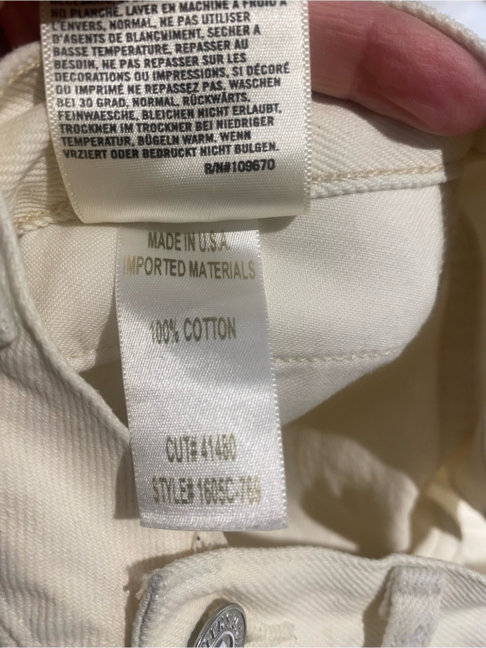 Citizens of humanity aritzia collaboration. White straight crop at ankle.Size 24 - Picture 10 of 10